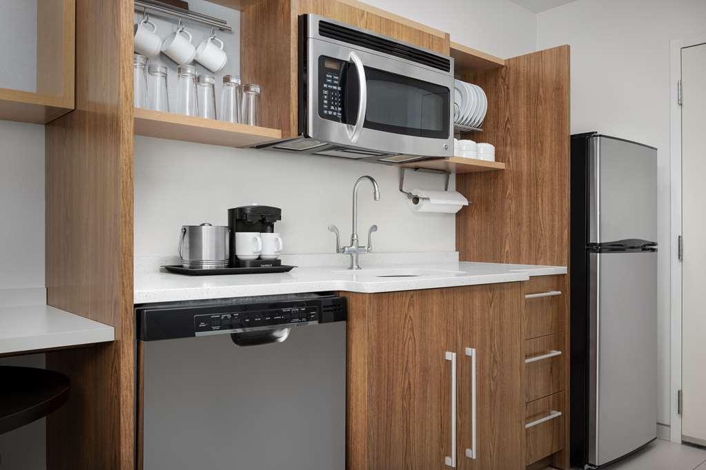 Home2 Suites By Hilton Tallahassee State Capitol Номер фото